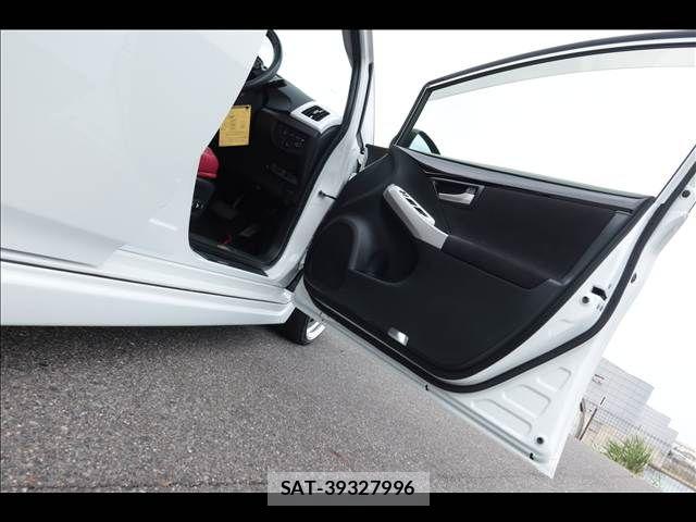 Toyota PRIUS 2015-05 7619251-23