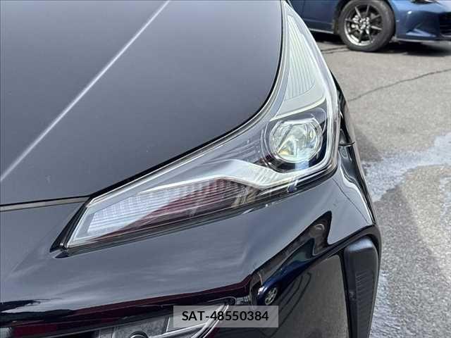 Toyota PRIUS 2019-11 7619270-10