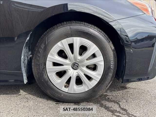 Toyota PRIUS 2019-11 7619270-11