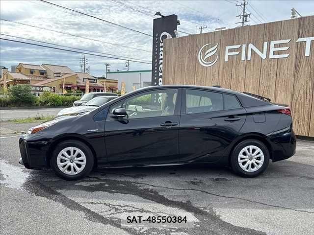 Toyota PRIUS 2019-11 7619270-19