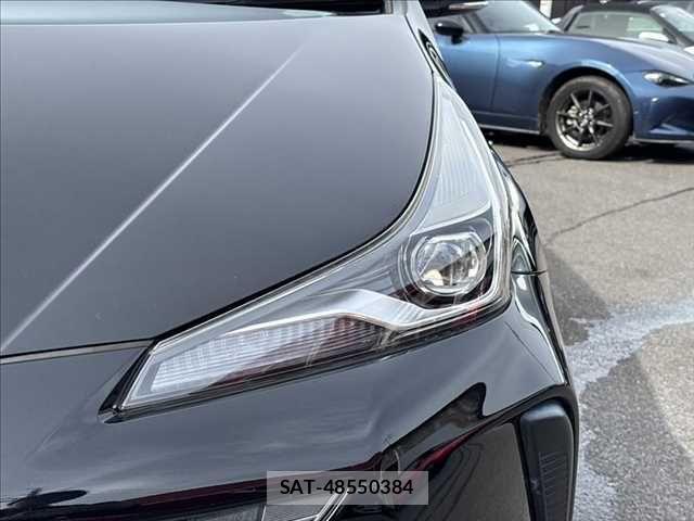 Toyota PRIUS 2019-11 7619270-20