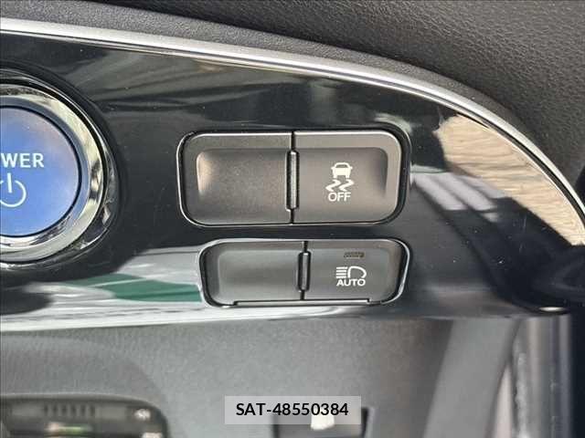 Toyota PRIUS 2019-11 7619270-5