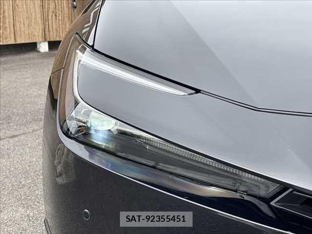 Toyota PRIUS 2023-05 7619237-29