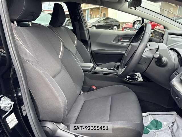 Toyota PRIUS 2023-05 7619237-8