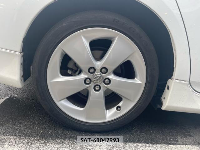 Toyota PRIUS 2014-11 7619313-6