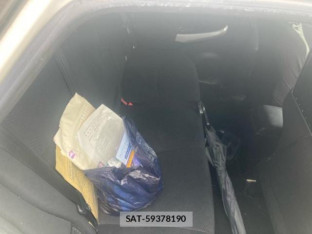 Toyota PRIUS 2013-11 7619315-10
