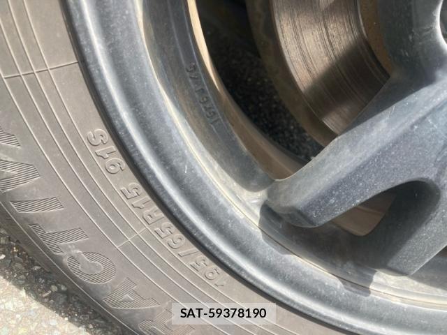 Toyota PRIUS 2013-11 7619315-22