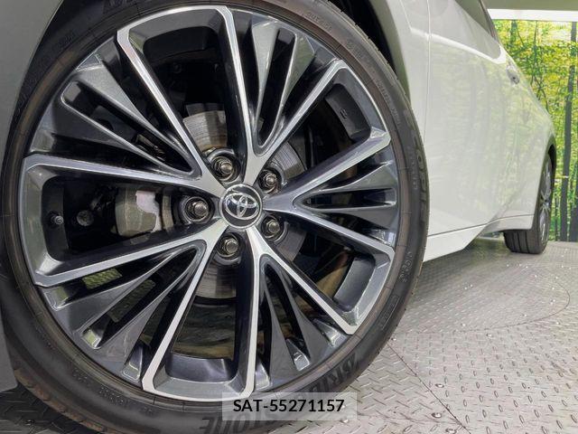 Toyota PRIUS 2023-07 7619228-12