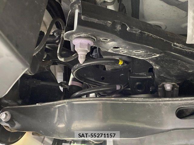 Toyota PRIUS 2023-07 7619228-19