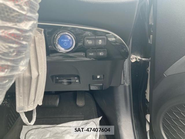 Toyota PRIUS 2016-01 7619301-9
