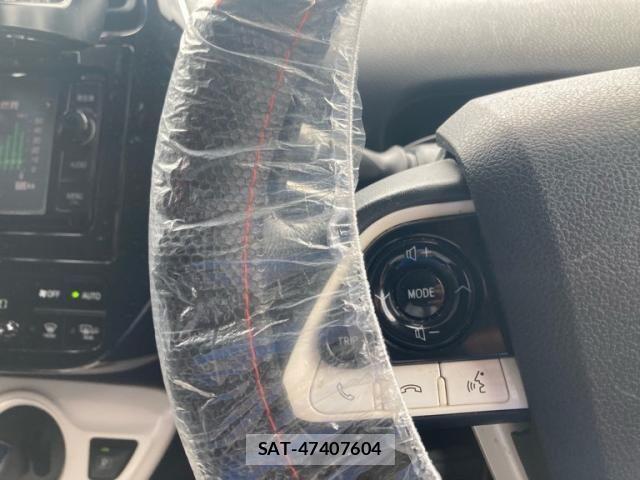 Toyota PRIUS 2016-01 7619301-12