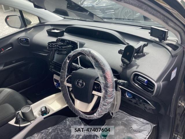 Toyota PRIUS 2016-01 7619301-6
