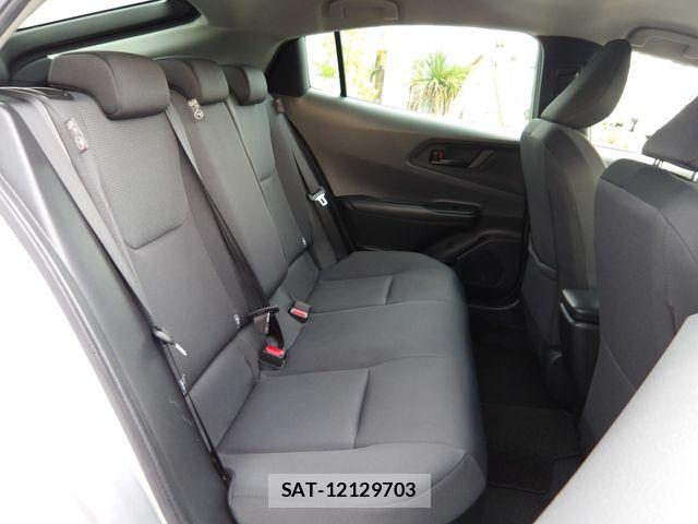 Toyota PRIUS 2023-10 7619243-15