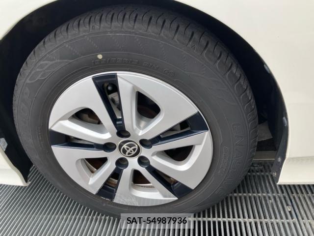 Toyota PRIUS 2016-04 7619278-9