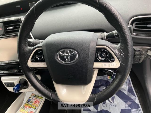 Toyota PRIUS 2016-04 7619278-18