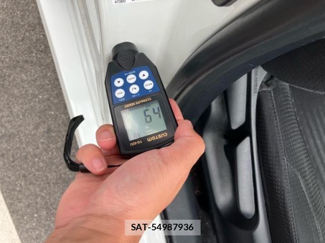 Toyota PRIUS 2016-04 7619278-27