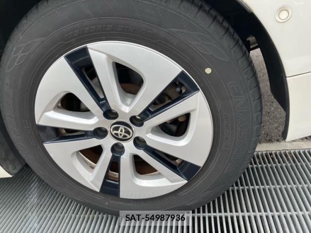 Toyota PRIUS 2016-04 7619278-8