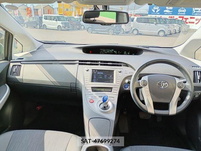 Toyota PRIUS 2012-07 7619302-9