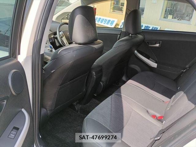 Toyota PRIUS 2012-07 7619302-13