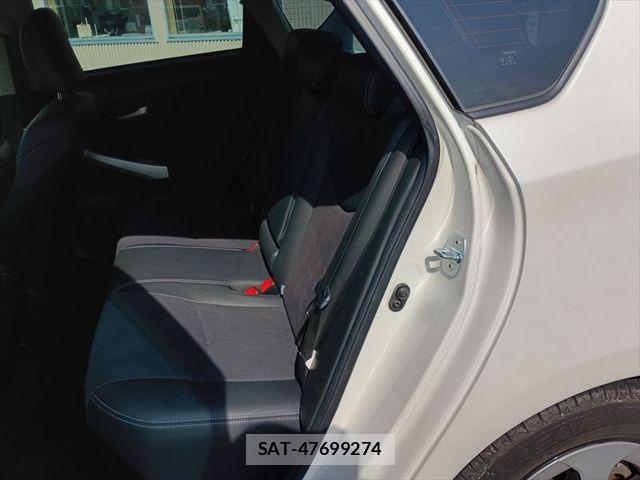 Toyota PRIUS 2012-07 7619302-14