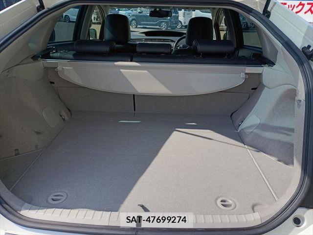 Toyota PRIUS 2012-07 7619302-15