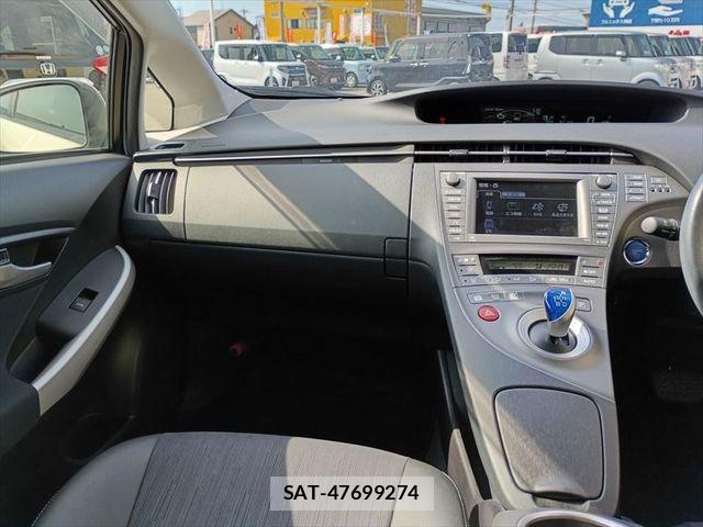 Toyota PRIUS 2012-07 7619302-17