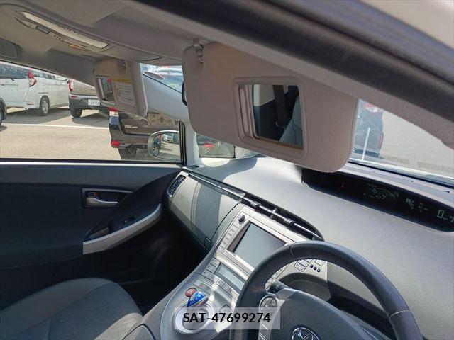 Toyota PRIUS 2012-07 7619302-27