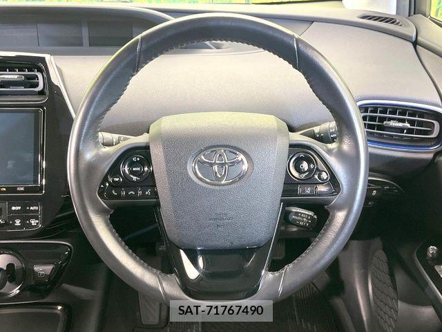 Toyota PRIUS 2020-04 7619248-10