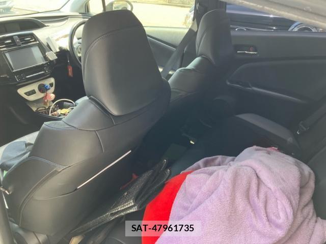 Toyota PRIUS 2016-08 7619266-11