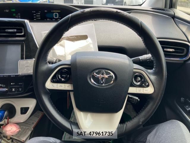 Toyota PRIUS 2016-08 7619266-17