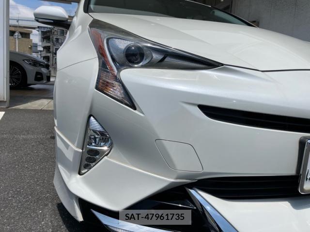 Toyota PRIUS 2016-08 7619266-5