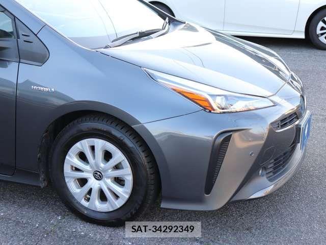 Toyota PRIUS 2019-12 7619274-11