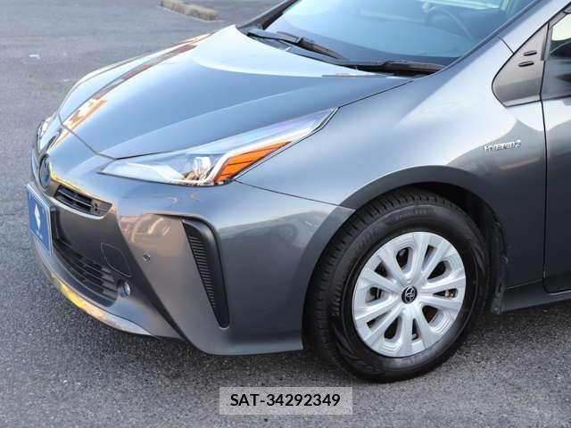 Toyota PRIUS 2019-12 7619274-12