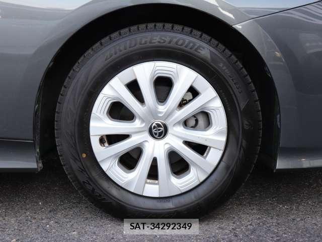 Toyota PRIUS 2019-12 7619274-19