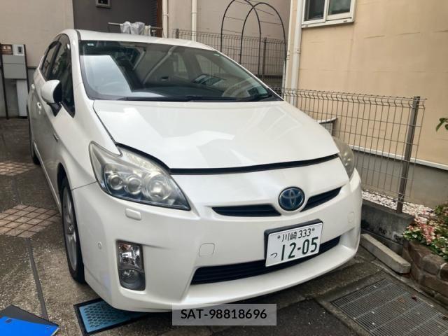 Toyota PRIUS 2009-09 7619310-1