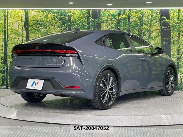 Toyota PRIUS 2023-06 7619232-16
