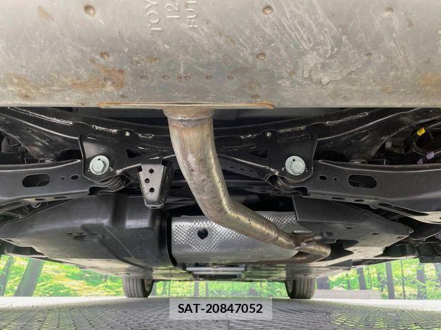 Toyota PRIUS 2023-06 7619232-18
