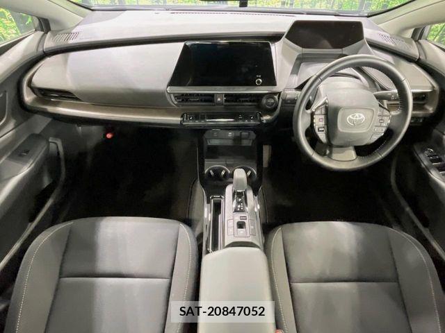 Toyota PRIUS 2023-06 7619232-1