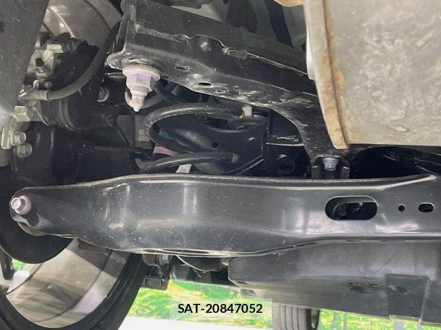 Toyota PRIUS 2023-06 7619232-19