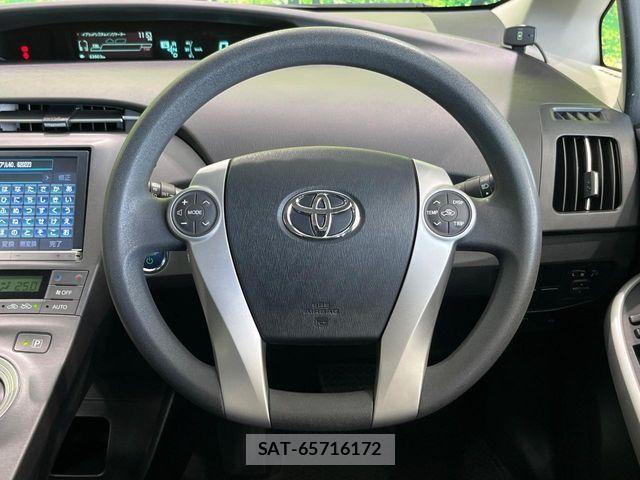 Toyota PRIUS 2013-11 7619288-10