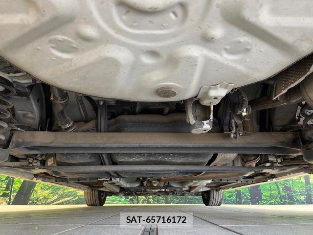 Toyota PRIUS 2013-11 7619288-18