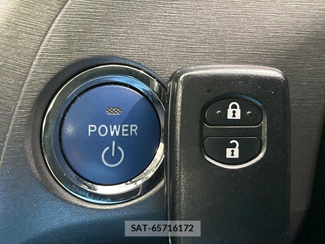 Toyota PRIUS 2013-11 7619288-6