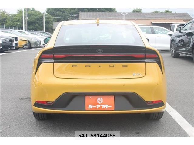 Toyota PRIUS 2025-03 7619239-9