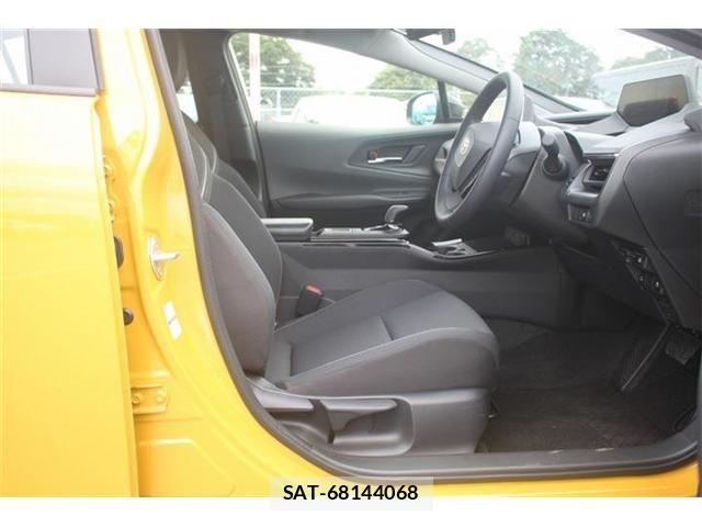 Toyota PRIUS 2025-03 7619239-26