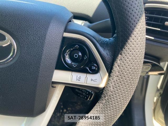 Toyota PRIUS 2015-12 7619314-12