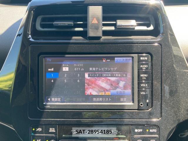 Toyota PRIUS 2015-12 7619314-18