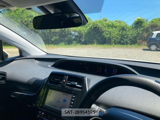 Toyota PRIUS 2015-12 7619314-20