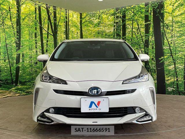 Toyota PRIUS 2019-12 7619262-13