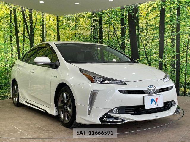 Toyota PRIUS 2019-12 7619262-15