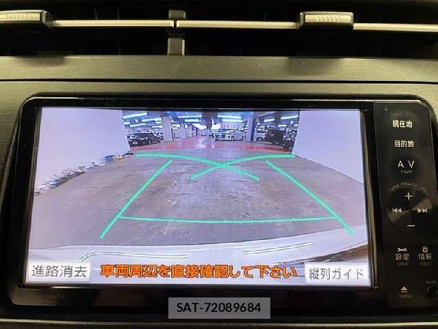 Toyota PRIUS 2011-08 7619318-6